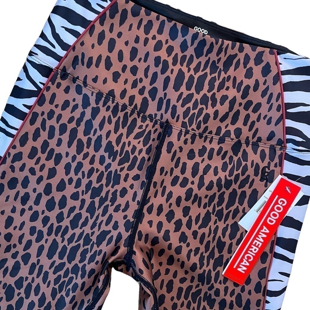 GOOD AMERICAN NWT Animal Mixed Block Leggings Size Medium in Animal Print - Picture 4 of 16